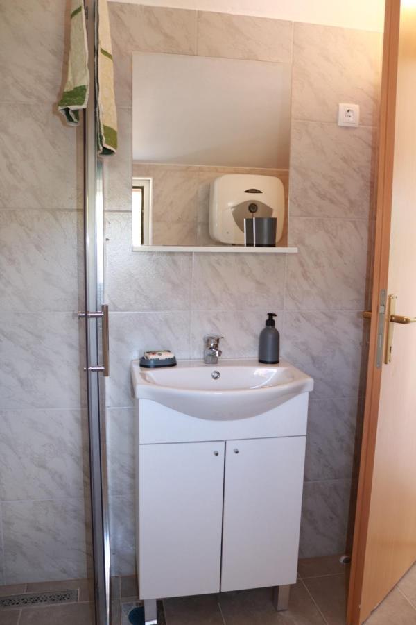 Olive 3 Apartment