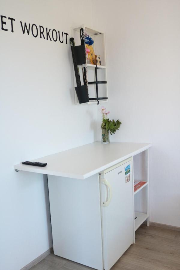 Apartment Olive 3 Grebastica